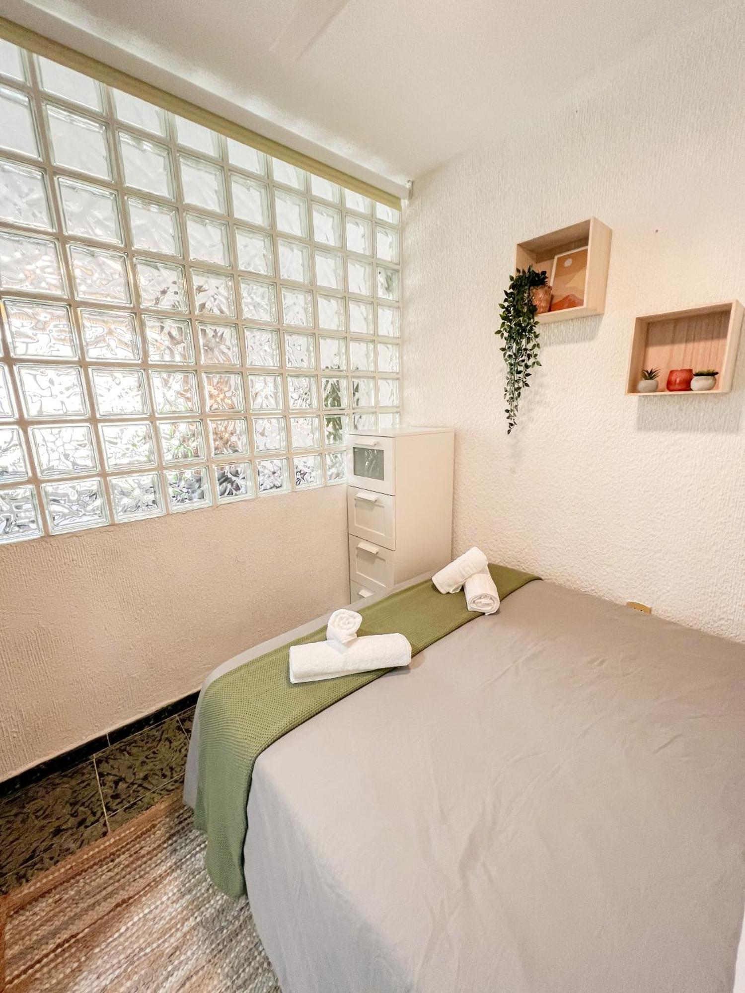 Cozy And Bright Flat With Pool Appartement Torremolinos Buitenkant foto