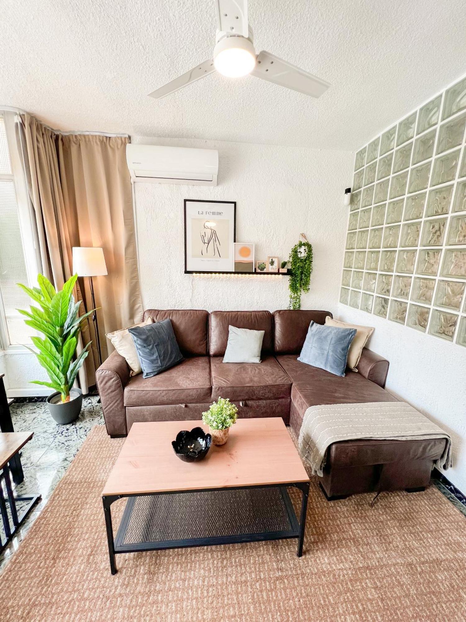 Cozy And Bright Flat With Pool Appartement Torremolinos Buitenkant foto